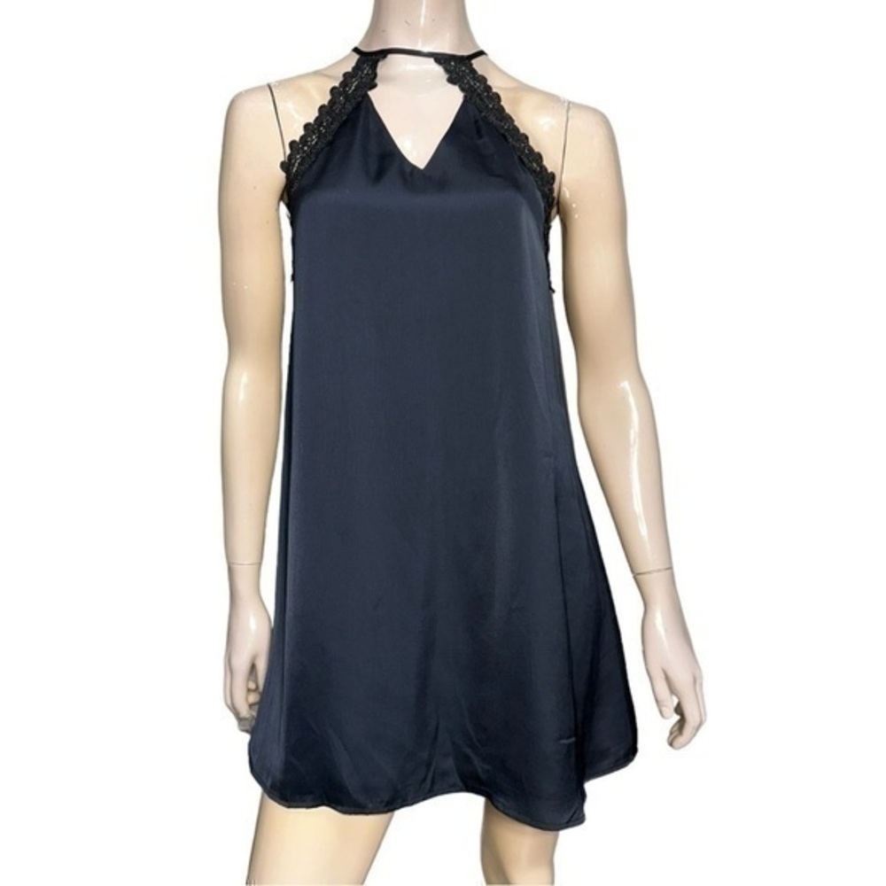 Sugarlips Women’s Size S Black Double Layered Crochet Trim Halter Tie Back Dress
